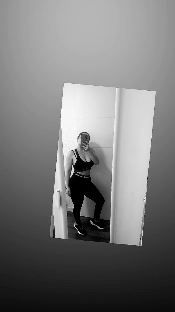 KATALINA DISPONIBLE PARA DARTE MUCHO PLACER FIRSTERA A TOPE