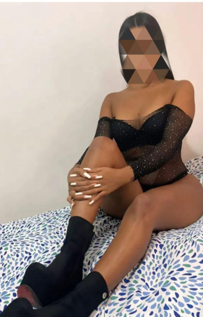 NOVEDAD GHANIMA FIESTERA TRIOS VICIOSA SIN LIMITES Y DISCRETA EN OURENSE