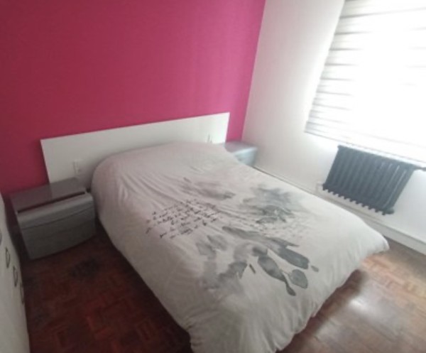 24 habitación disponible solo para chicas