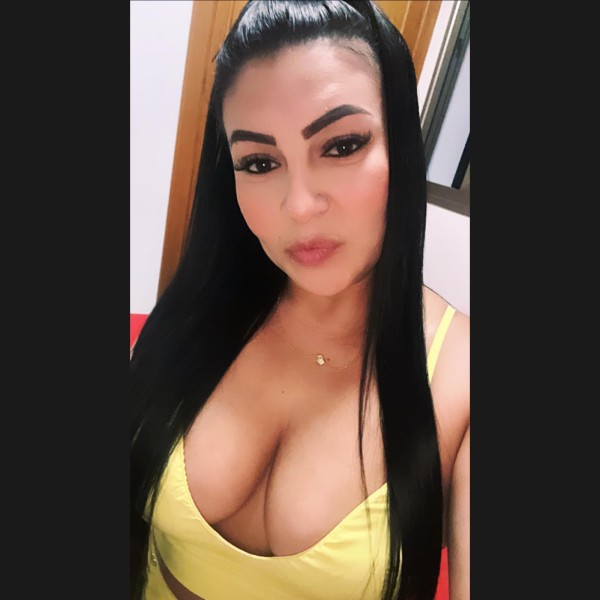 */  VALENTINA COLOMBIANA  RECIEN LLEGADA GUAPISIMA EN ARGUINEGUIN JOVENCITA