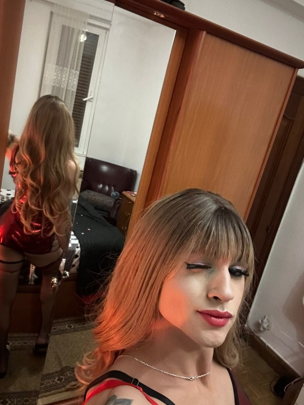Novedad hermosa trans activa y pasiva fistera