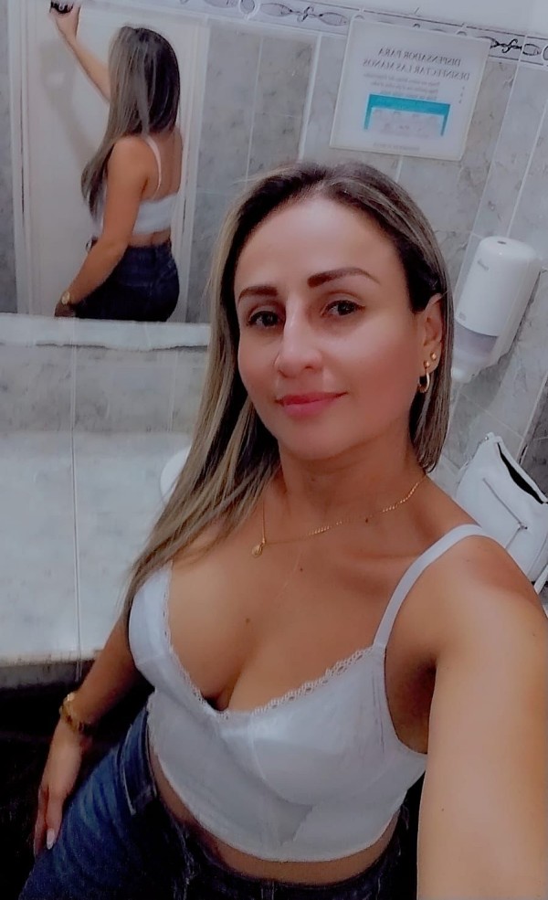 DAYANA GUAPISIMA UN BOMBON DE PLACER !