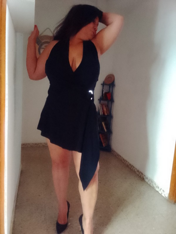 BELLA LATINA RELLENITA DIOSA EXÓTICA