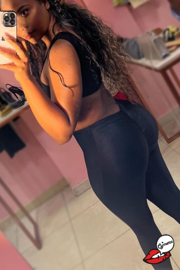 Novedad en tu Ciudad , latina con curva escándalo