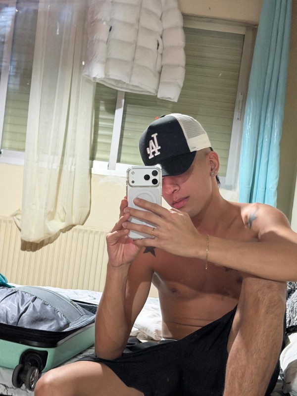 SOY CHICO COLOMBIANO JOVEN