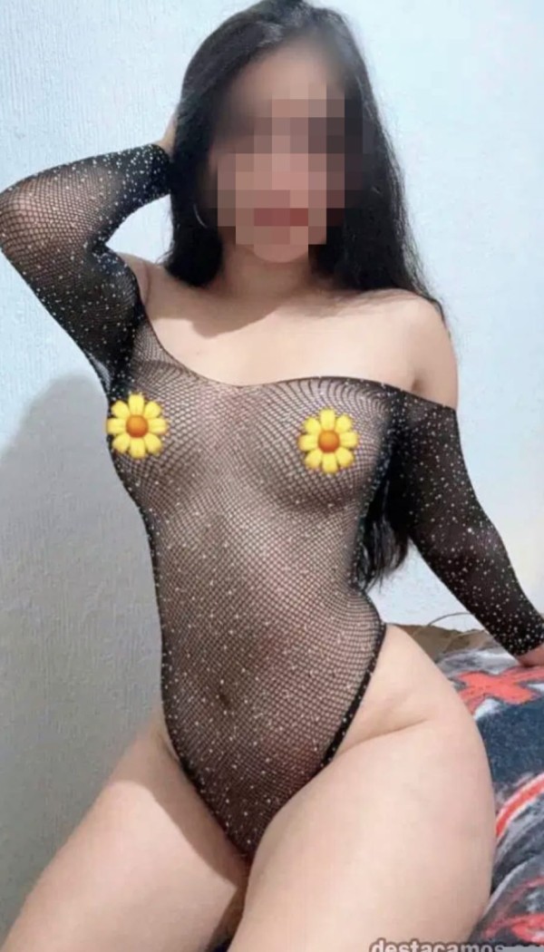 Andrea increíble belleza exotica