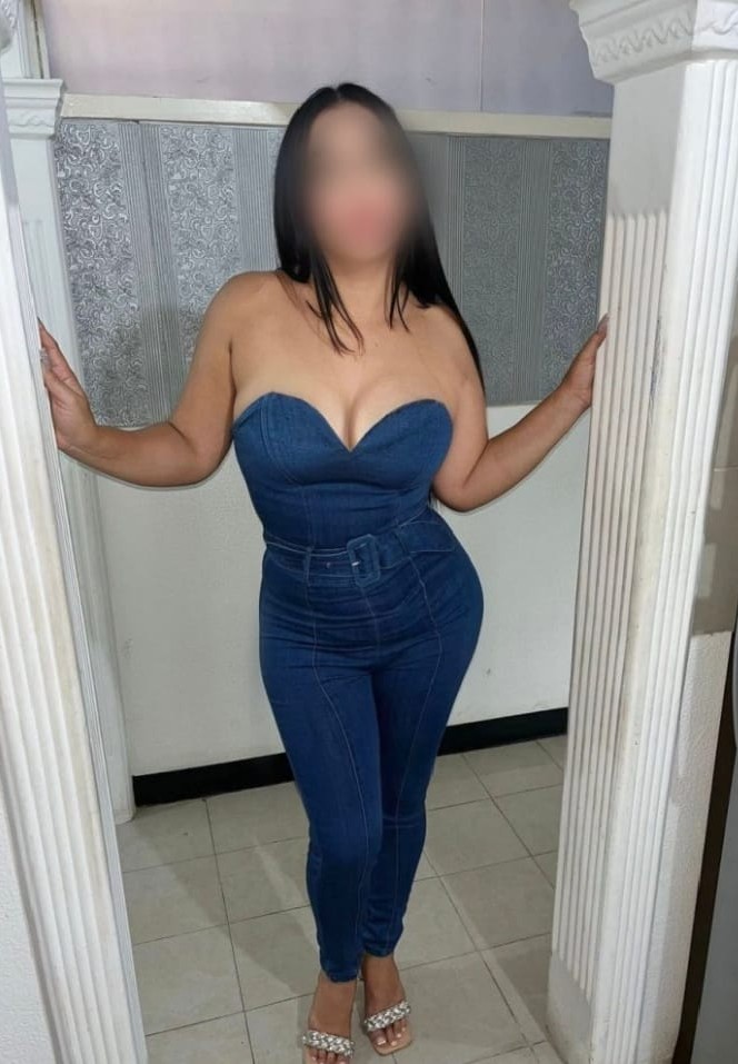 PRECIOSA VENEZOLANA TRATO INSUPERABLE,EN BURGOS