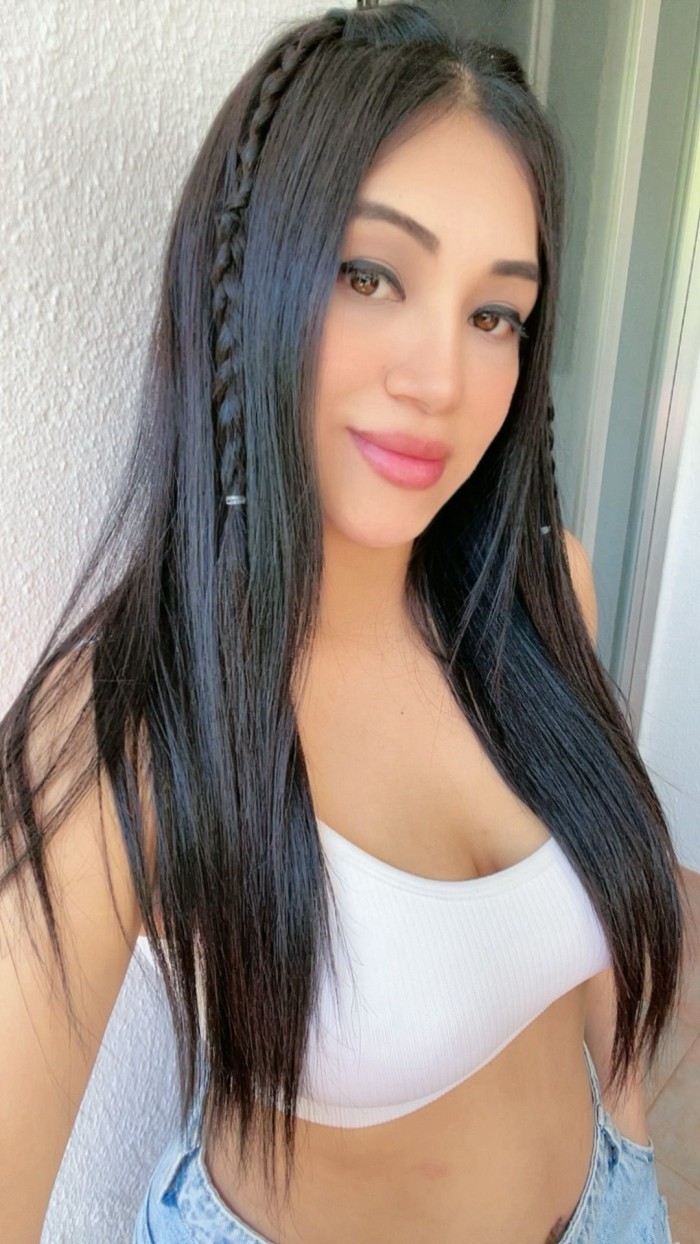 BELLA MORENA DISPONIBLE 24 HORAS