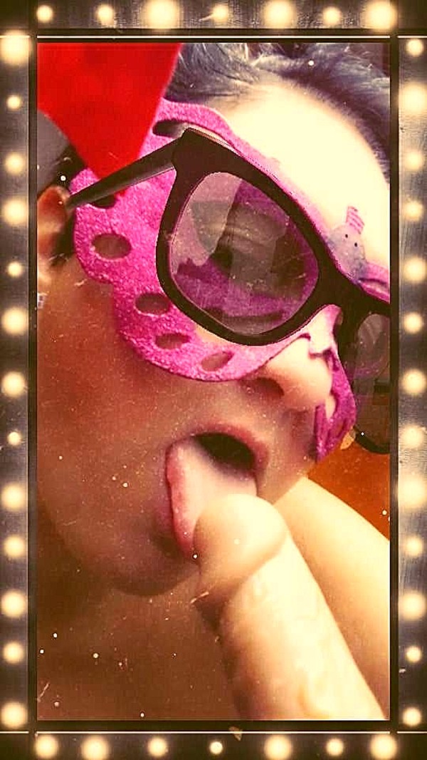 VIDEOLLAMADA, SEXTING, NOVIA VIRTUAL, FOTOS. ROLES