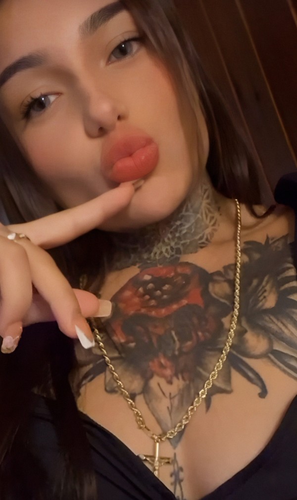 Estoy guapa,te espero..y tengo ganas de conplacerte