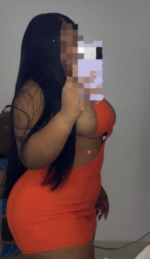 LUCERO TETONA  JOVEN ENCANTADORA