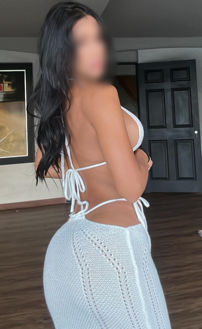 BRISA HERMOSA Y ELEGANTE ,CURVAS TETAZAS XL