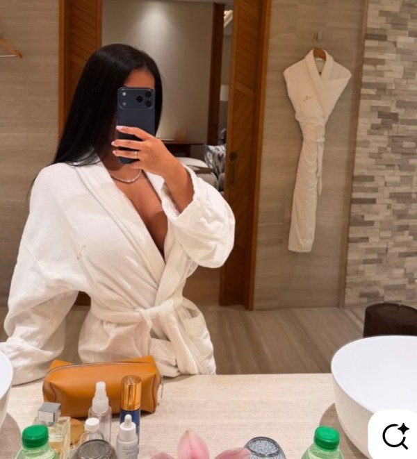 Denia con mucha leche