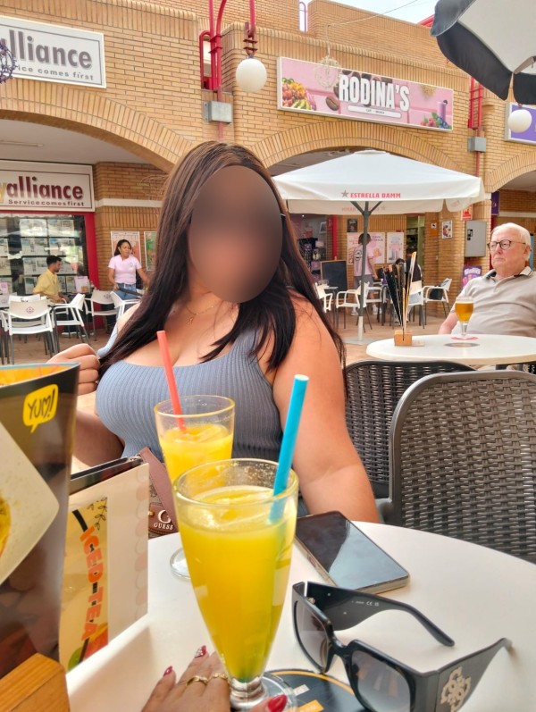 677854610 Samantha encanto colombiano SAN ISIDRO AMOR