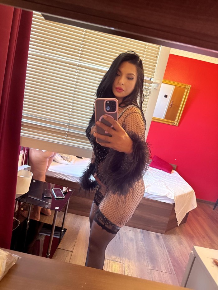 Ardiente morenaza MAYA