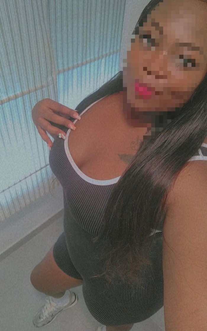 Cachonda diavlona complacente morbosa y fiestera