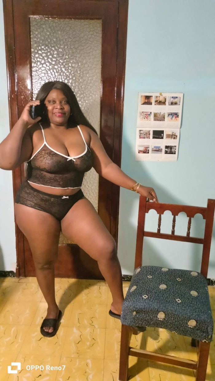 Cachonda diavlona complacente morbosa y fiestera