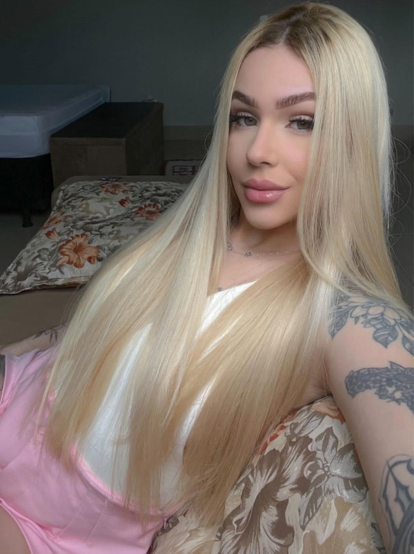 Ambar bonita RUBIA NUEVA en la ciudad