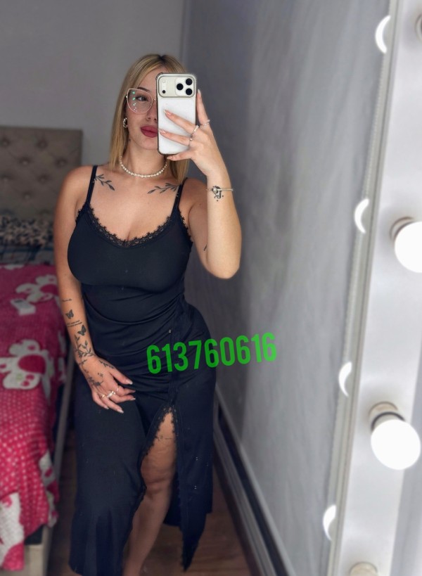 Joven ESPAÑOLA PARTICULAR rubia y atractiva OUT