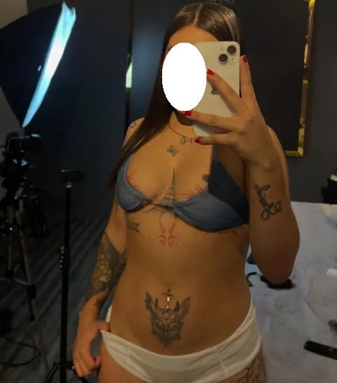 MORBOSA Y COMPLACIENTE AL MAXIMO