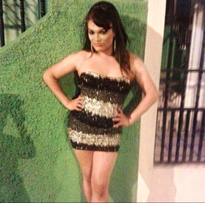 mujer TRANS recién llegada