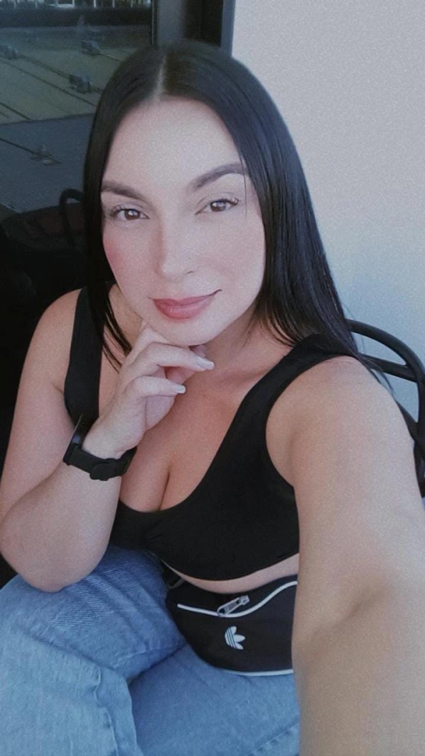 672847047 Emma REINA ARDIENTE, DIVERTIDA Y SEDUCTORA