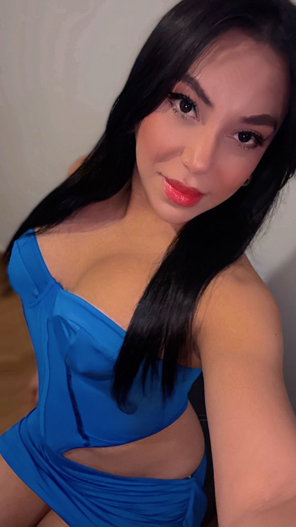 bellaWendy transexual  fiestera morbosa y juguetona