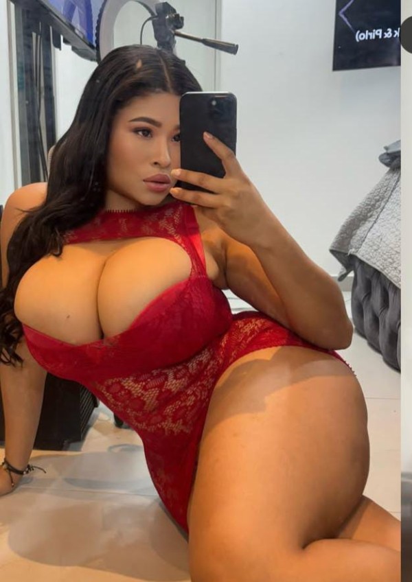 La Reina del mejores mamadas guarra coñito húmedo fiestera24 hora