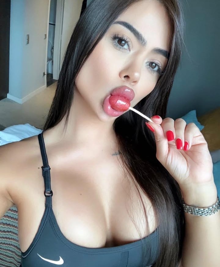 La Perla Agency Active Girls 24 hours