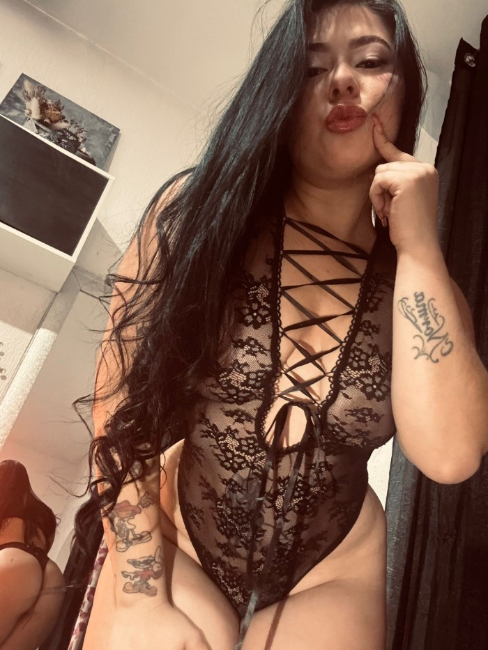 TEEN CALIENTE, TE APETECE ALGO RICO Y MOJADO