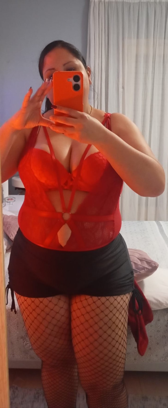 PLACER TOTAL CON MADURA SEXY EN IBIZA FIESTA 24H