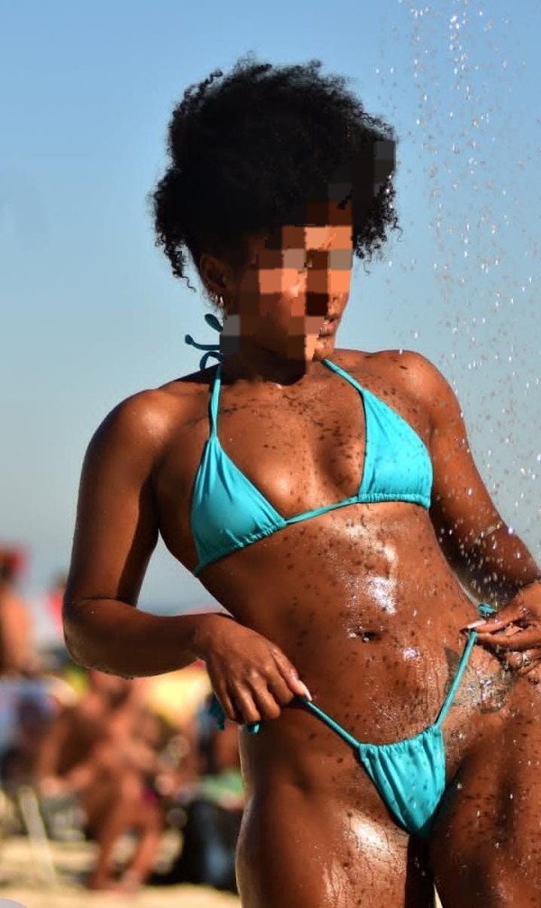 Brasileña manuziña