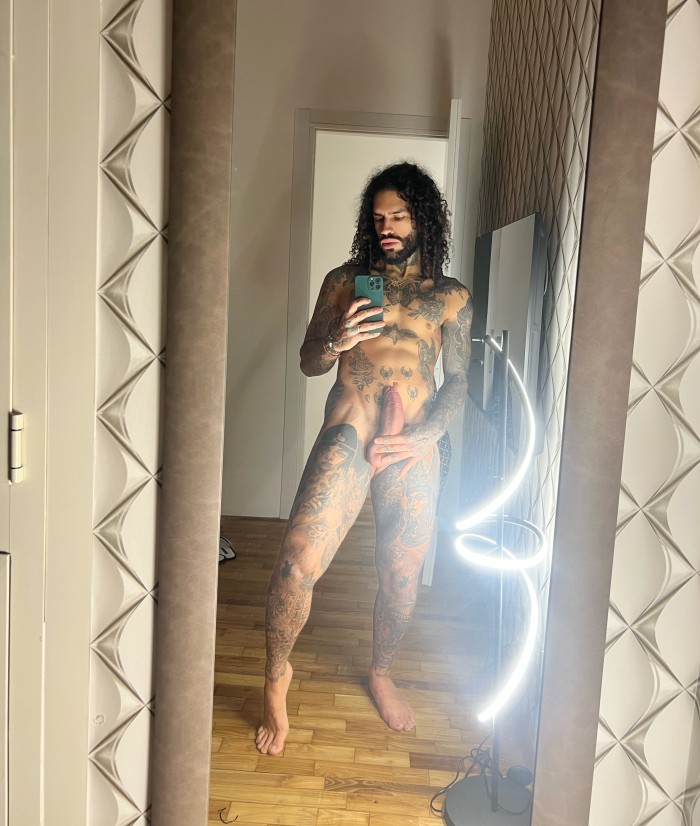 Vendo mis Videos follando CANARIO ELEGANT VIP MACHO FIBRADO DOMINANTE