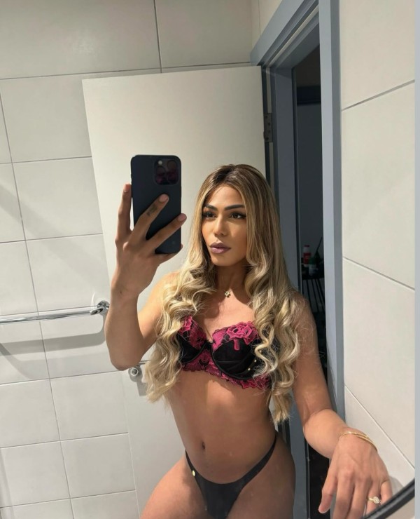 La joven más Dominante para ti Experta cañera Niña Los Cristianos