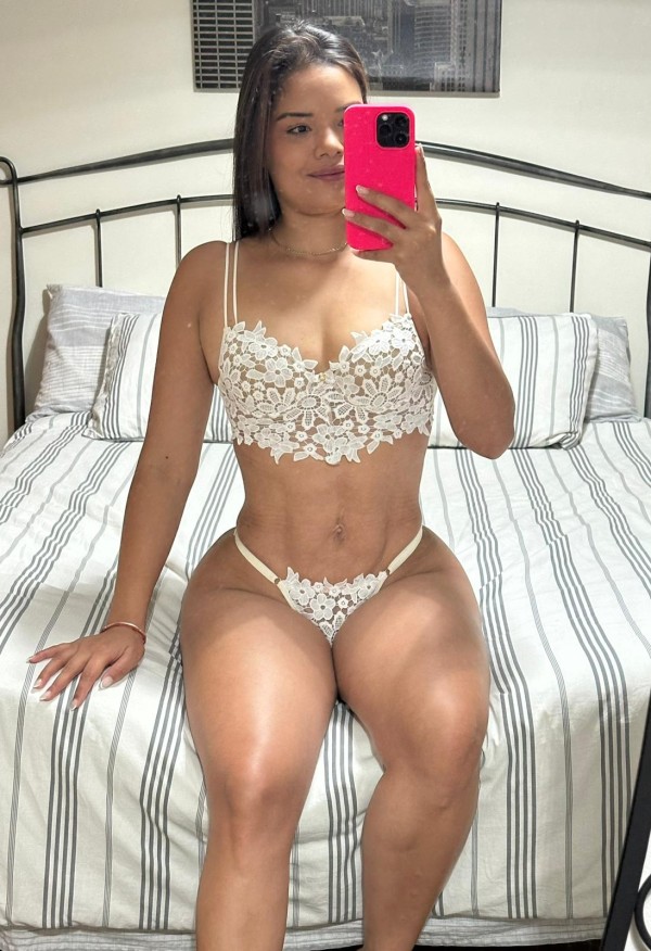 BELLEZA EXÓTICA PARAGUAYA, SEXY Y DELICADA EN VALLADOLID