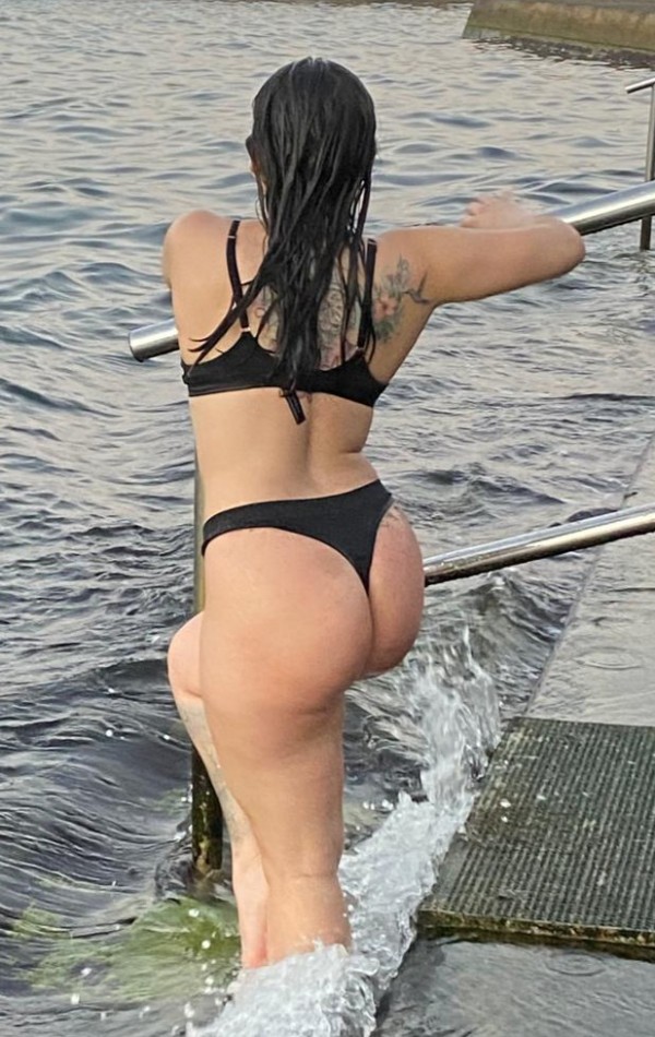 SOY ANA 20 AÑOS SALOU TAMBIEN SALIDAS