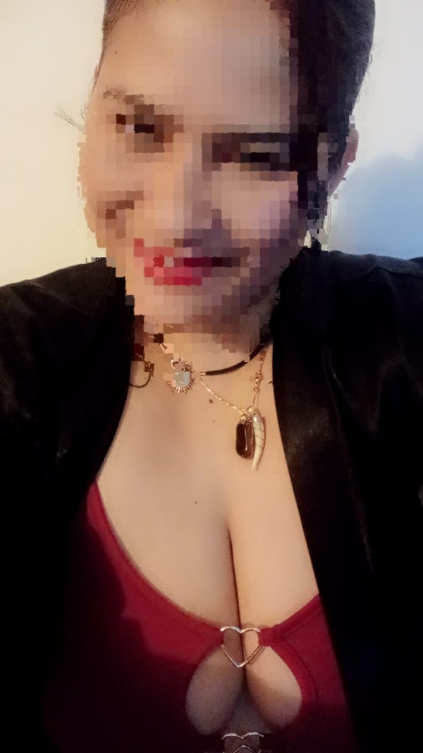 Zully madurita paraguaya fiestera por el corte ingles