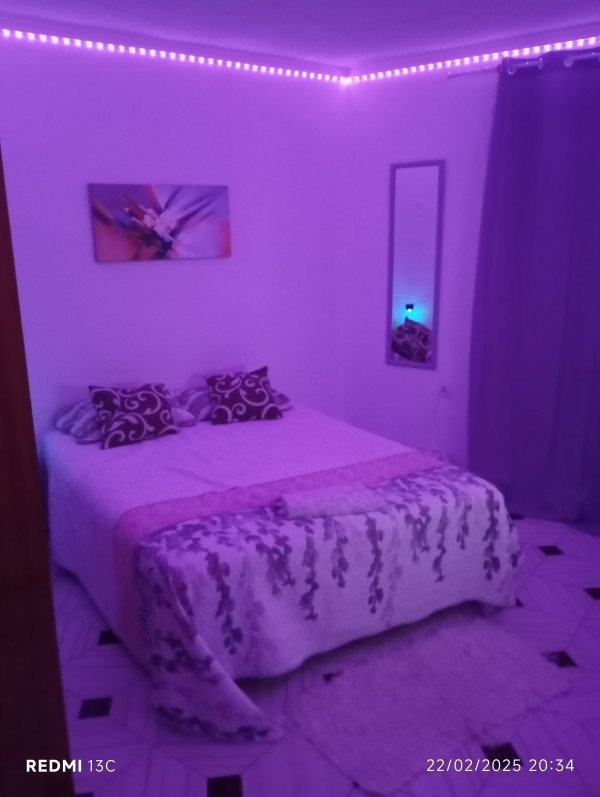 SE OFRECE PLAZA PARA CHICAS DE NIVEL EN ALICANTE