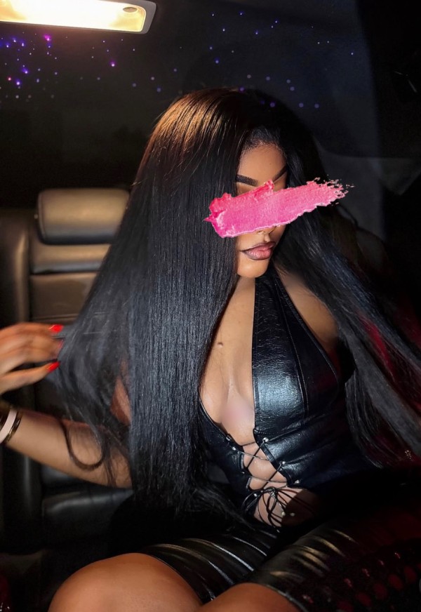 NOVEDAD NICOL PRECIOSA VENEZOLANA EN SAN ISIDRO