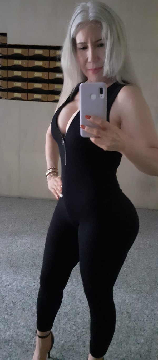 claudia chilena, unica sensual cariñosa Trato de Novios