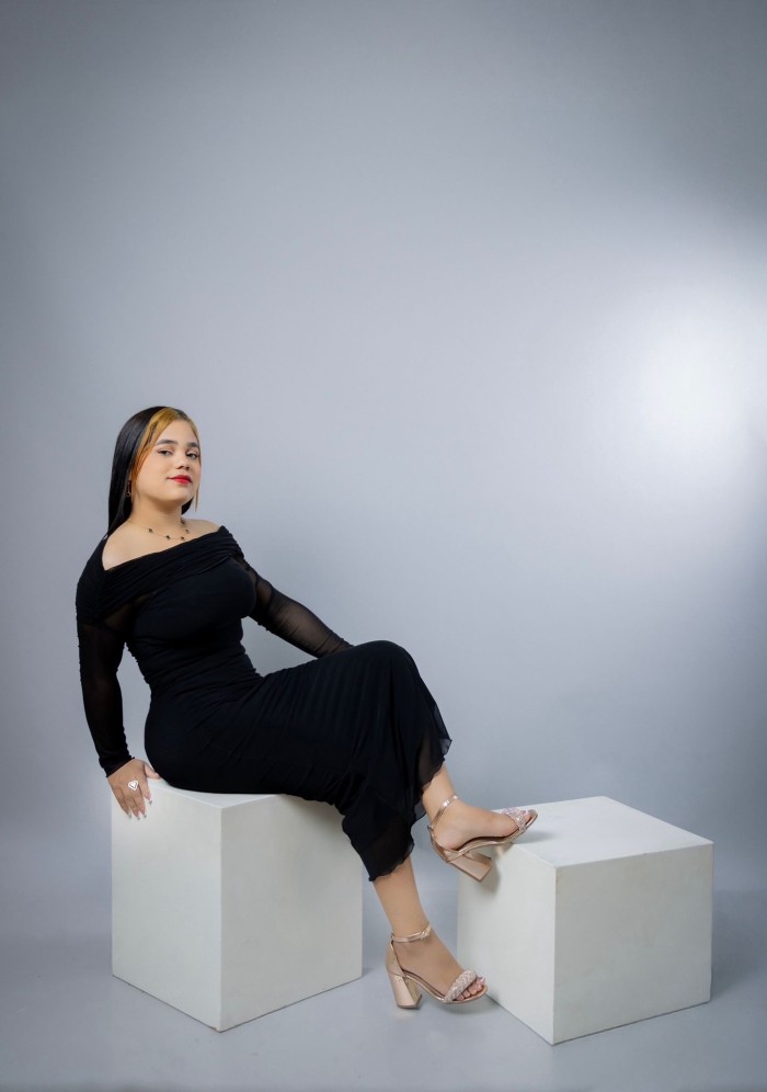 DIVINA SCORT DE LUJO