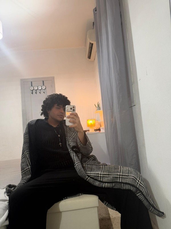 Boy en JEREZ. Apasionado y fascinante jovencito en busca de tus risas.