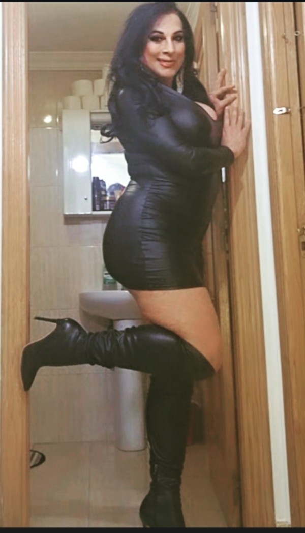 NOVEDAD LUGO TS PAMELA AMA SEVERA DOMINANTE FIESTERA  ATRÉVETE