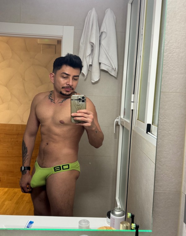 Colombiano Versátil Act Pollon XXL