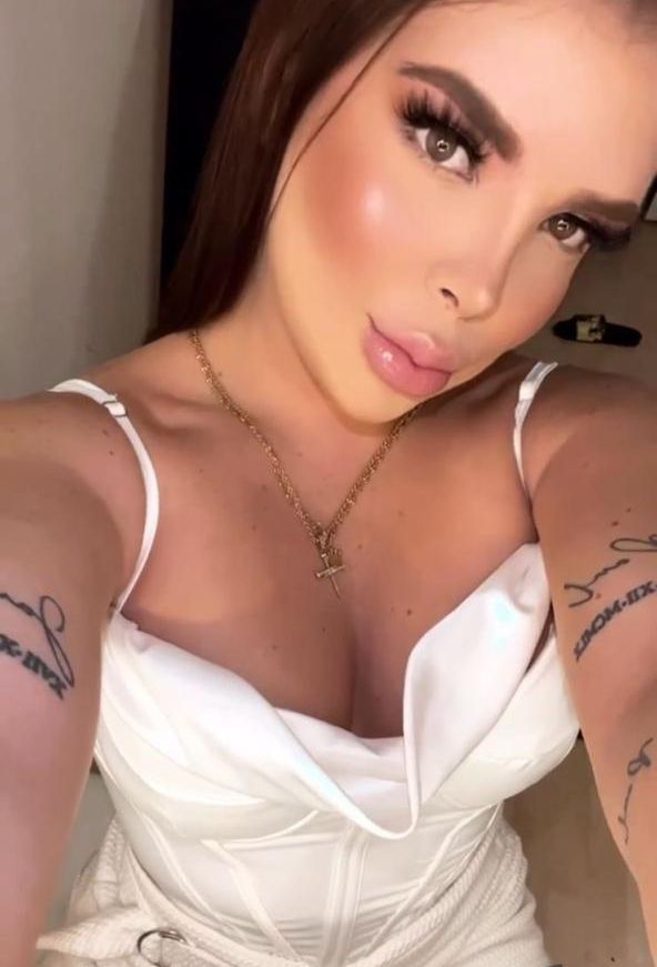 ENCANTO LATINO DISCRECIÓN CLASE Y SENSUALIDAD