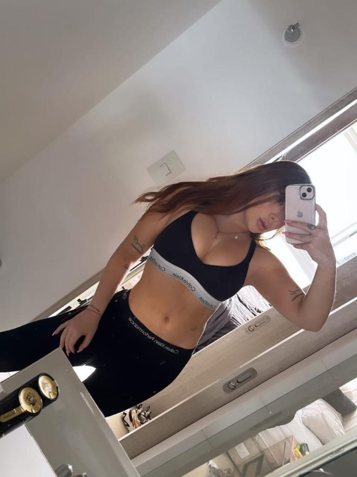 ENCANTO LATINO DISCRECIÓN CLASE Y SENSUALIDAD
