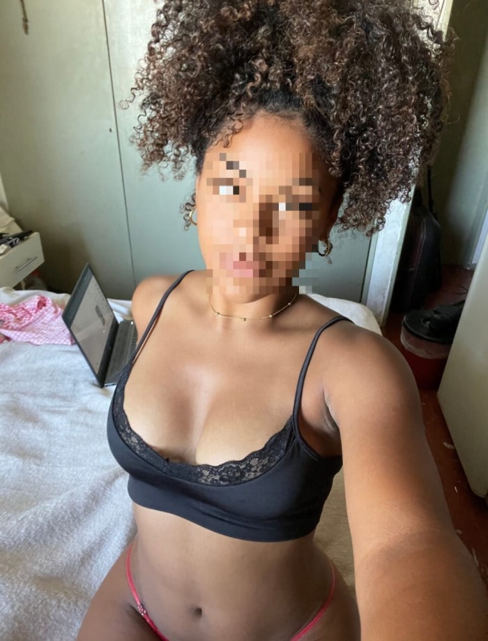 Dulce masajista erotica