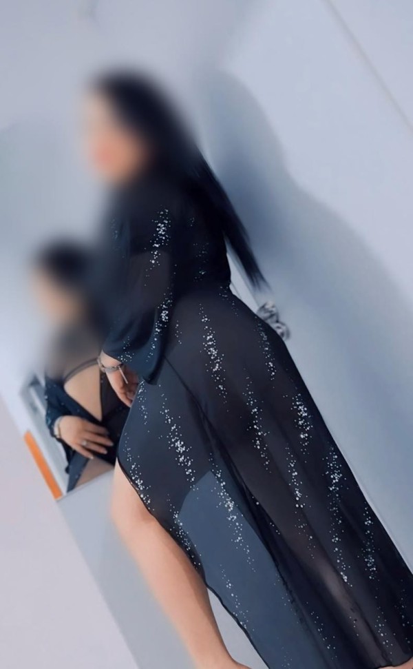 CHANEL 30 años, SEDUCTORA y muy fogosa…