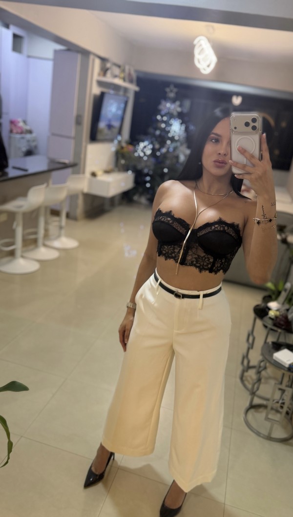 JADE, chica sexy caliente y fiestera para cumplir tus fantasías!!!