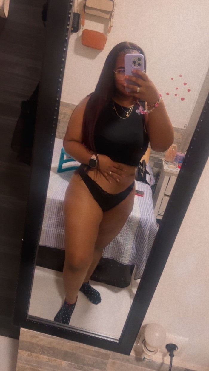 JOVENCITA FIESTERA EN MALAGA ZONA CARRANQUE